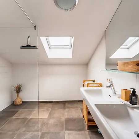 Design Family Xl W Sunny Balcony & Mountain Views & Free Parking *