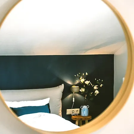 Spacious Boutique Family W Sunny Balcony & Mountain Views * Zell am See