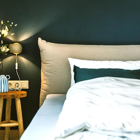 Lägenhet Spacious Boutique Family W Sunny Balcony & Mountain Views *