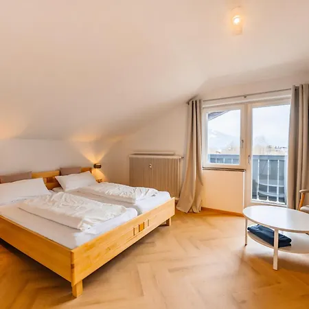 Lägenhet Spacious Boutique Family W Sunny Balcony & Mountain Views Zell am See
